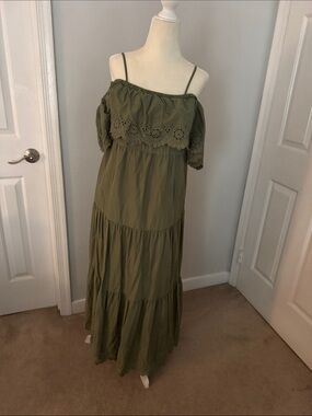 Old Navy Olive Green Off-Shoulder Eyelet Tiered Maxi Dress
